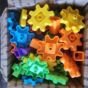 Colorful Gear Building Set for Kids